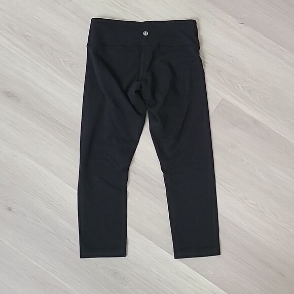 lululemon athletica Black Leggings 4 - Picture 1 of 6